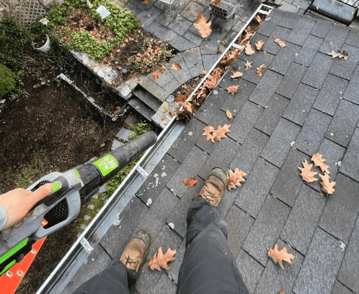 Gutter Cleaning service in Mentor, OH